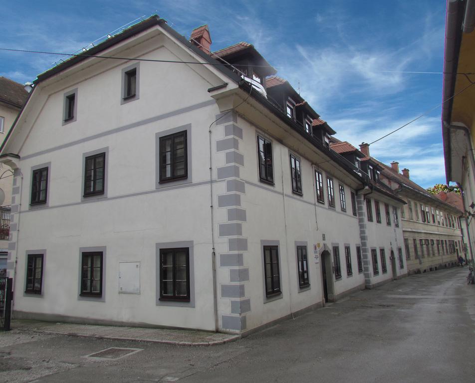 Hrenova Apartment *